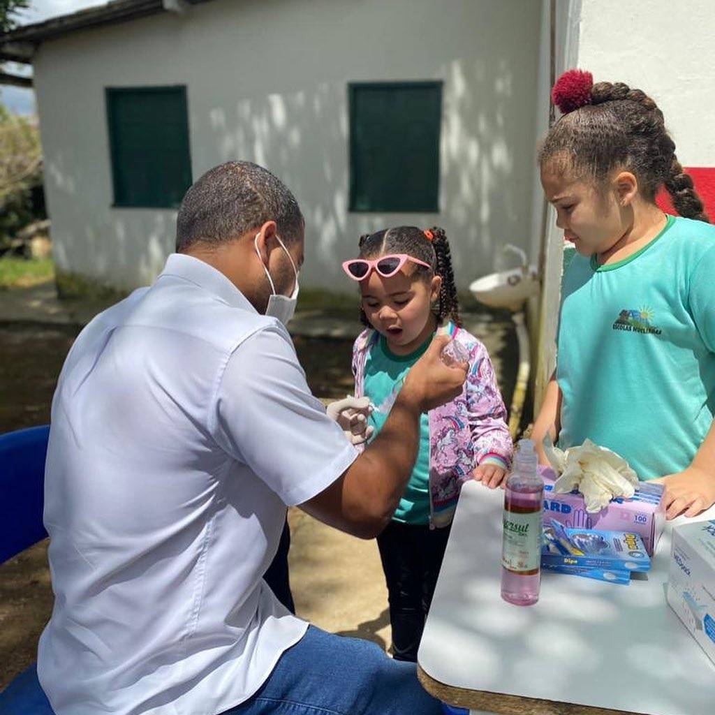 Tivemos um momento com odontológo Pedro Magalhães e a equipe da Unidade de Saúde…