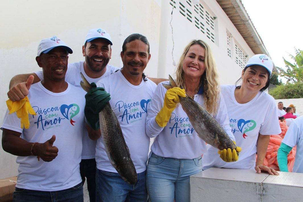 A distribuição de peixes na semana santa é uma prática constante de nossa…