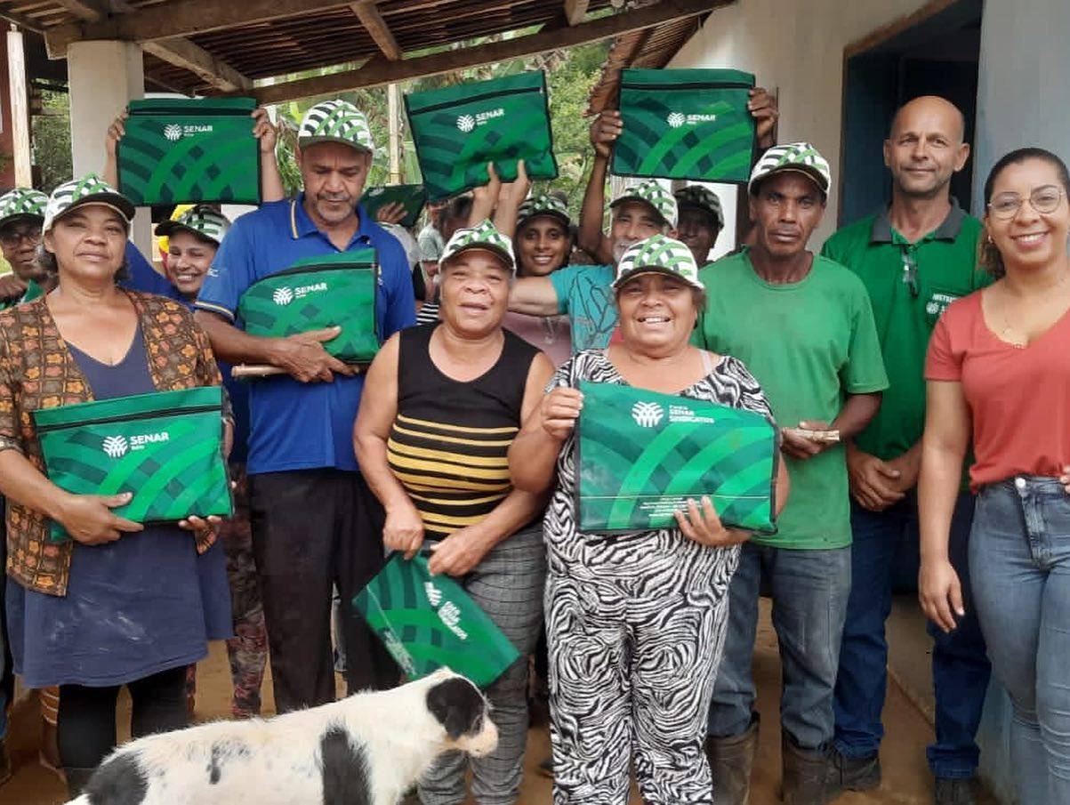 Curso de cultivo da mandioca, realizado na região da Recordação em parceria com…